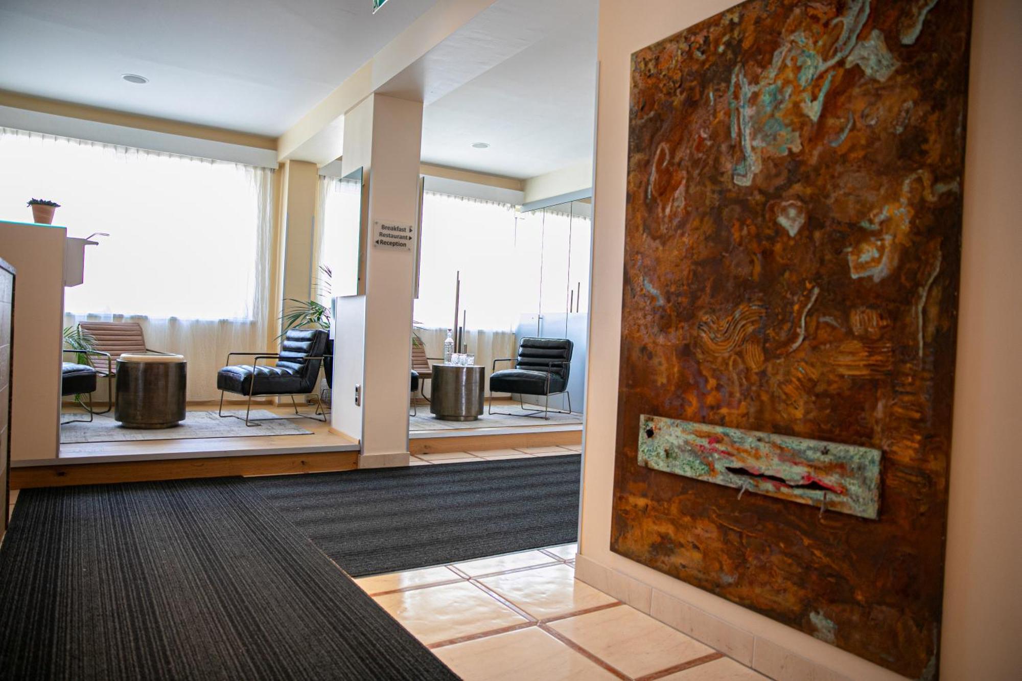 Das Reinisch Hotel - Near Vienna Airport シュベッヒャート エクステリア 写真