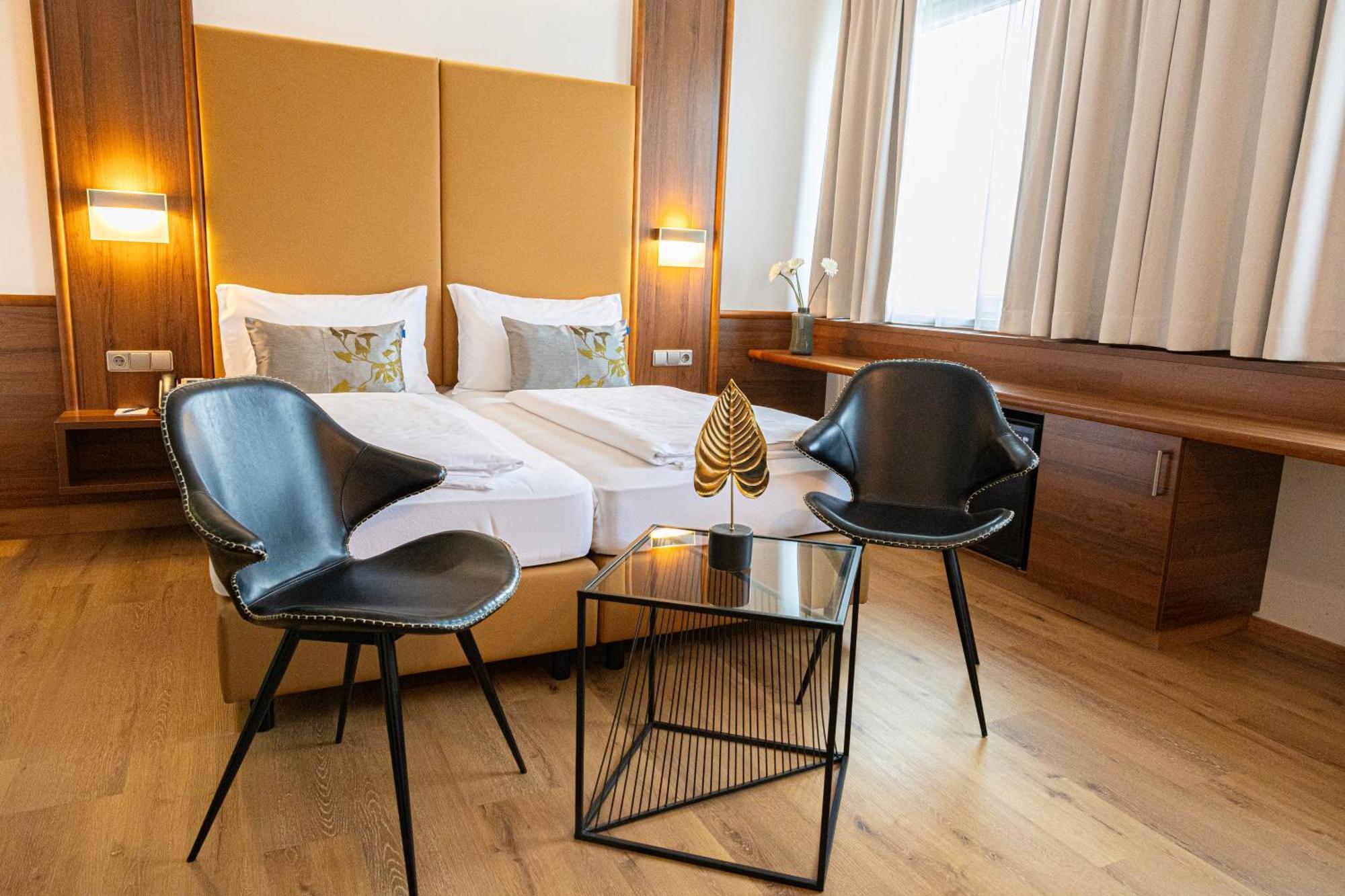 Das Reinisch Hotel - Near Vienna Airport シュベッヒャート エクステリア 写真