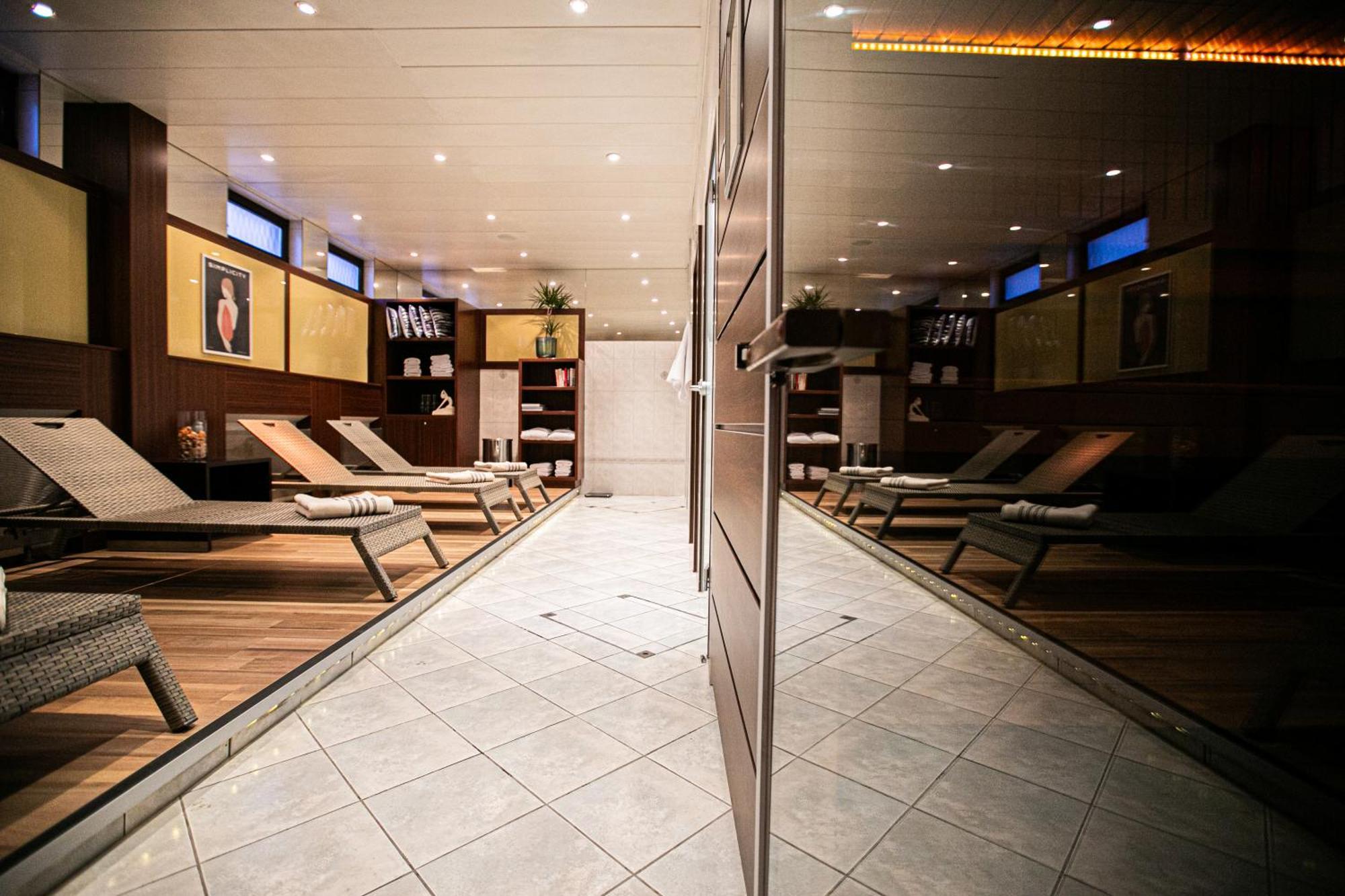 Das Reinisch Hotel - Near Vienna Airport シュベッヒャート エクステリア 写真