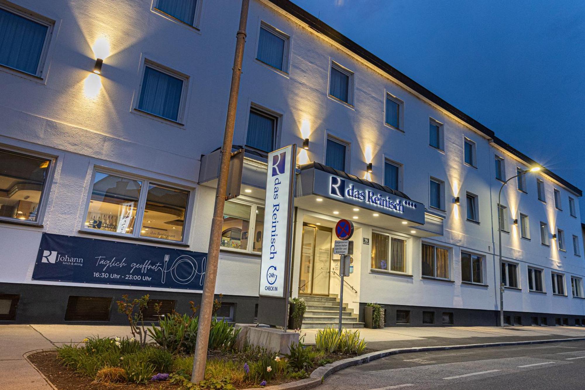 Das Reinisch Hotel - Near Vienna Airport シュベッヒャート エクステリア 写真