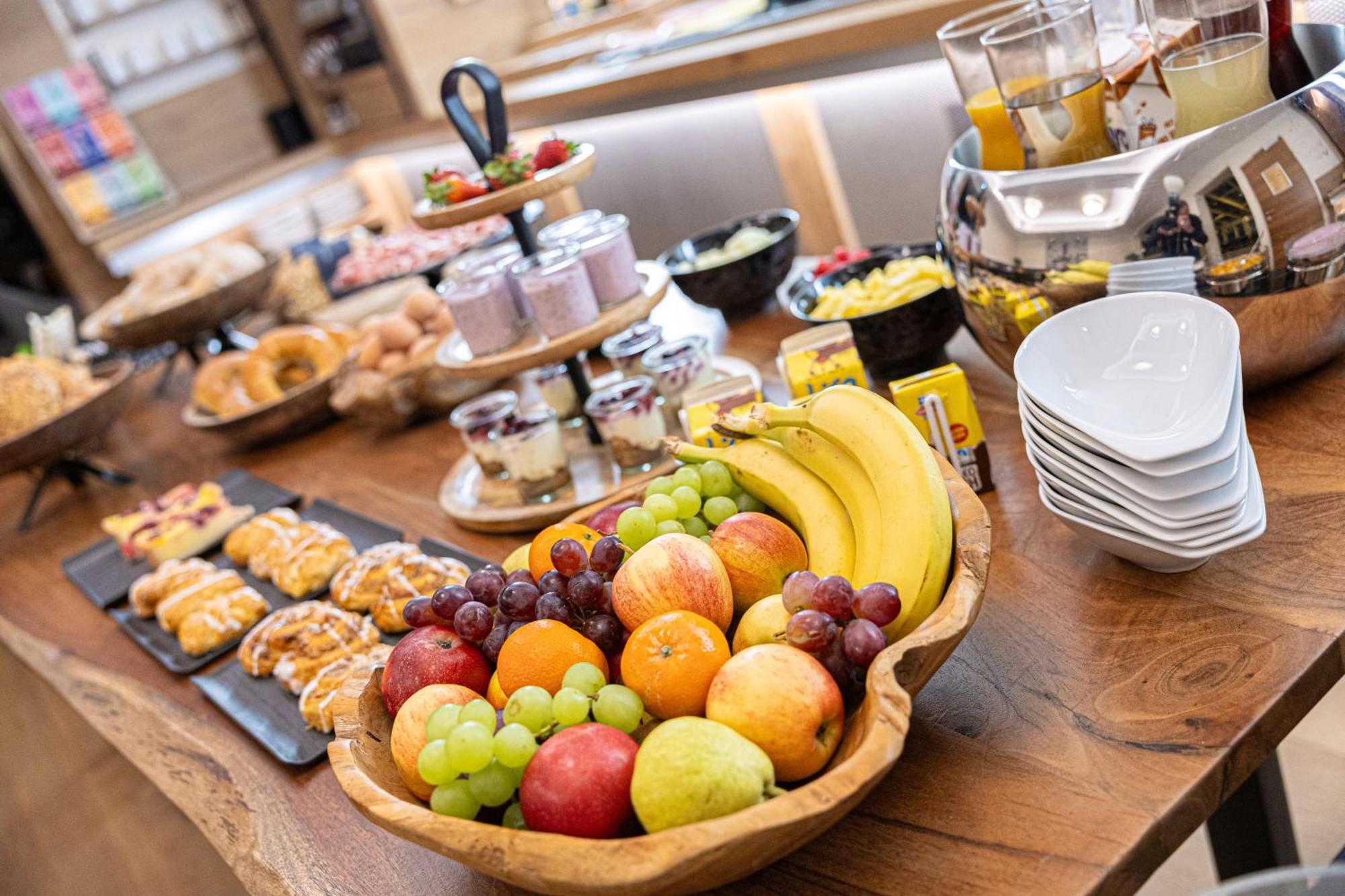 Das Reinisch Hotel - Near Vienna Airport シュベッヒャート エクステリア 写真